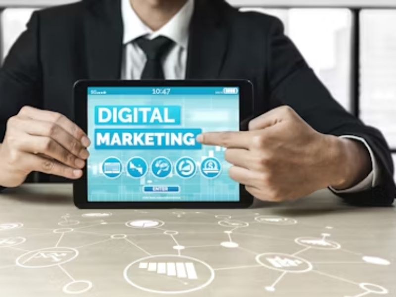 What is Digital Marketing? A Complete Beginner’s Guide in 2025